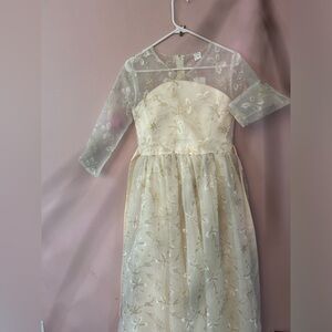 Ibtom Castle size 170 lace dress